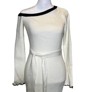 NEW Caracilia women Small WHITE bodycon off shoulder ribbed knit sweater dress